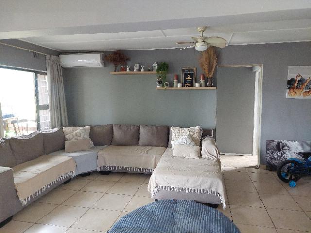 3 Bedroom Property for Sale in Illovo KwaZulu-Natal