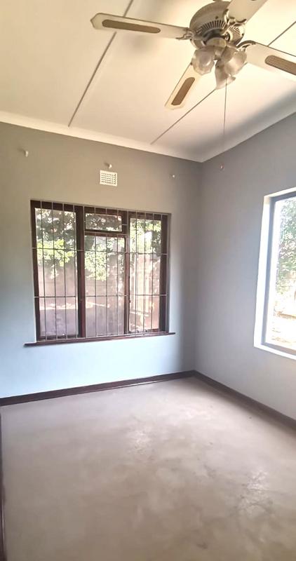 To Let 1 Bedroom Property for Rent in Richem KwaZulu-Natal