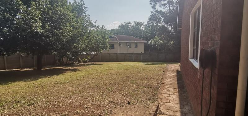 To Let 1 Bedroom Property for Rent in Richem KwaZulu-Natal