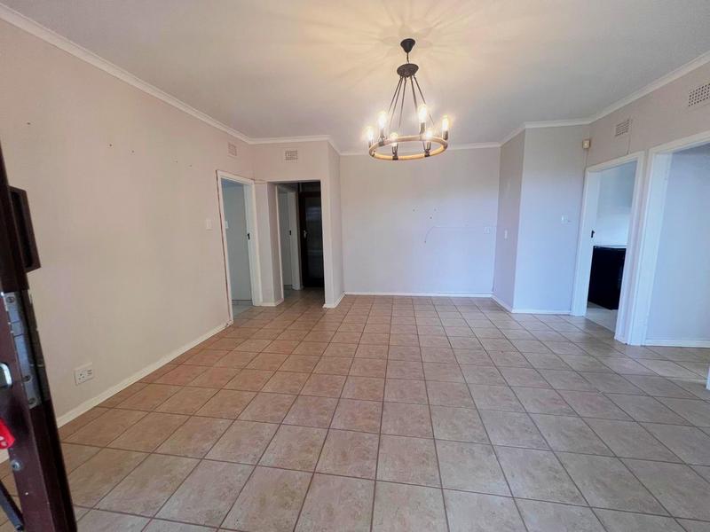 To Let 2 Bedroom Property for Rent in Uvongo KwaZulu-Natal