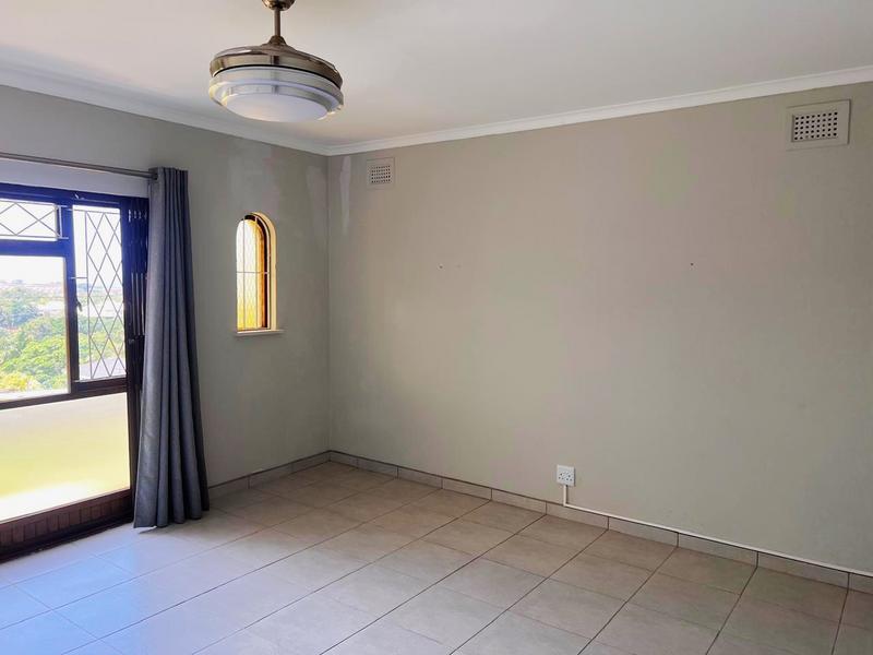 To Let 2 Bedroom Property for Rent in Uvongo KwaZulu-Natal