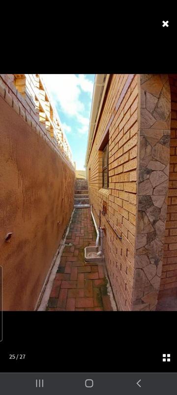 2 Bedroom Property for Sale in Bellair KwaZulu-Natal