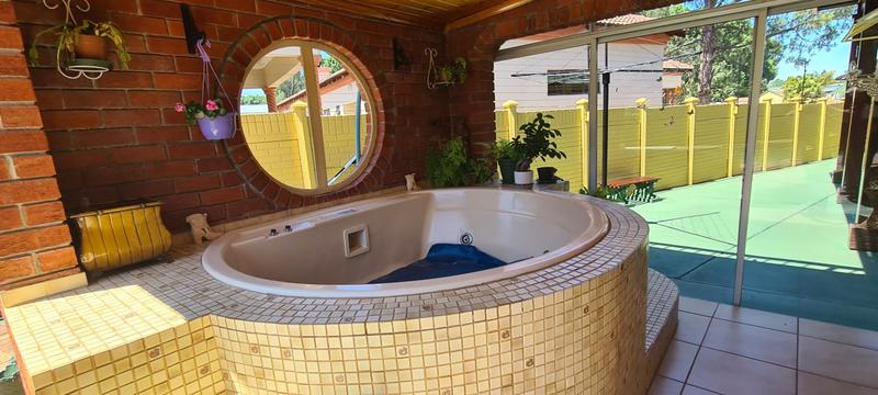 5 Bedroom Property for Sale in Dundee KwaZulu-Natal