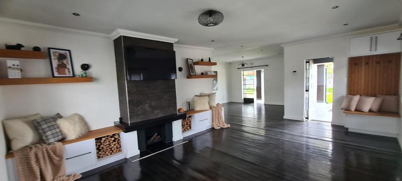 4 Bedroom Property for Sale in Glencoe KwaZulu-Natal