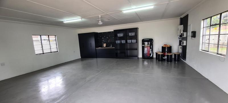 4 Bedroom Property for Sale in Glencoe KwaZulu-Natal