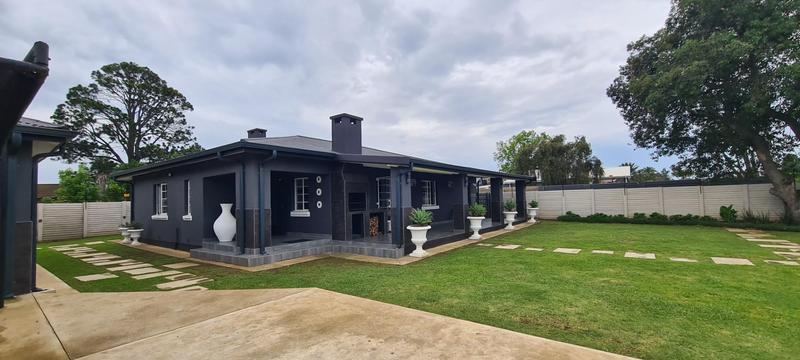 4 Bedroom Property for Sale in Glencoe KwaZulu-Natal