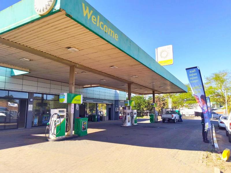 To Let commercial Property for Rent in Salt Rock KwaZulu-Natal