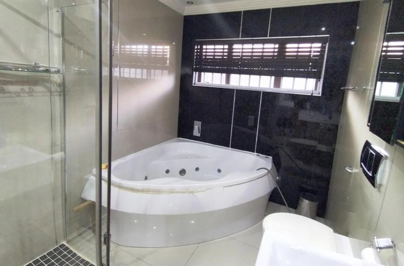 3 Bedroom Property for Sale in Overport KwaZulu-Natal