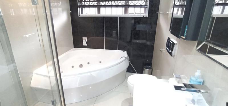 3 Bedroom Property for Sale in Overport KwaZulu-Natal