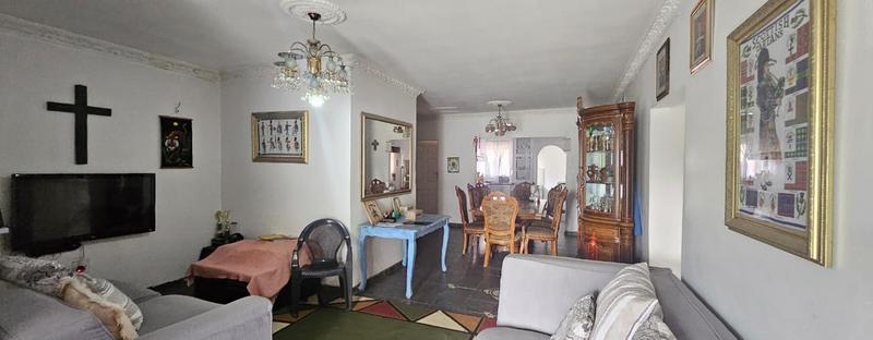 6 Bedroom Property for Sale in Overport KwaZulu-Natal