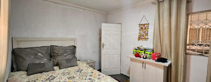 6 Bedroom Property for Sale in Overport KwaZulu-Natal