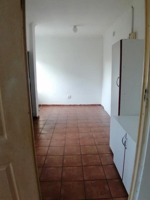 6 Bedroom Property for Sale in Overport KwaZulu-Natal