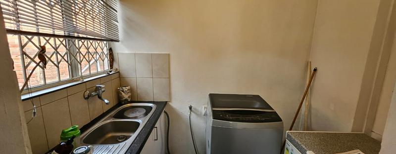 6 Bedroom Property for Sale in Overport KwaZulu-Natal