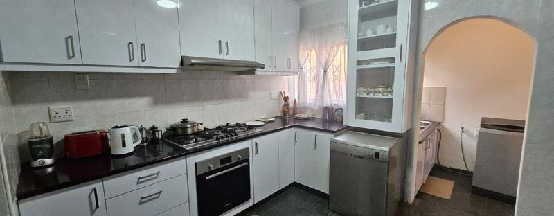 6 Bedroom Property for Sale in Overport KwaZulu-Natal