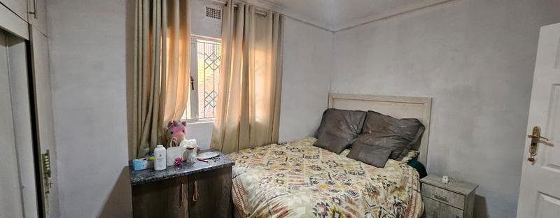 6 Bedroom Property for Sale in Overport KwaZulu-Natal