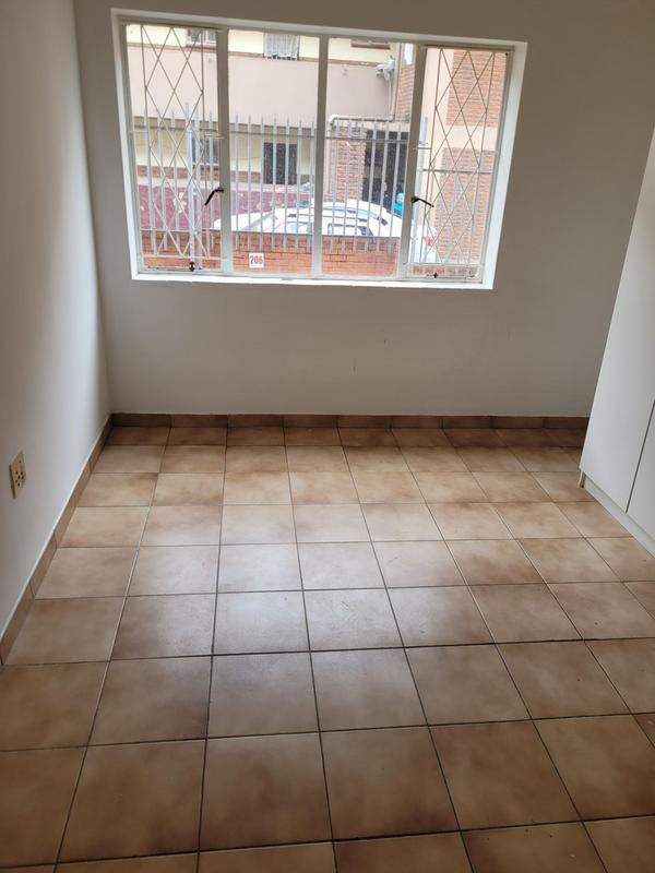 1 Bedroom Property for Sale in Overport KwaZulu-Natal