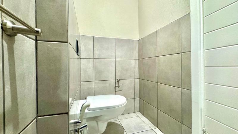 To Let 3 Bedroom Property for Rent in Overport KwaZulu-Natal