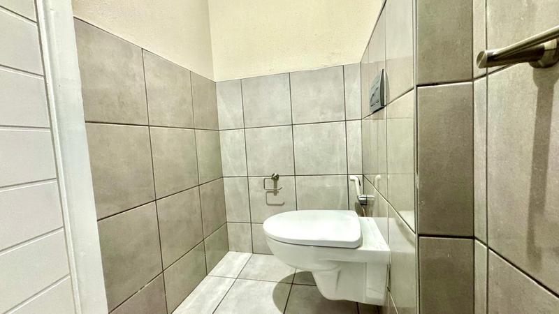 To Let 3 Bedroom Property for Rent in Overport KwaZulu-Natal