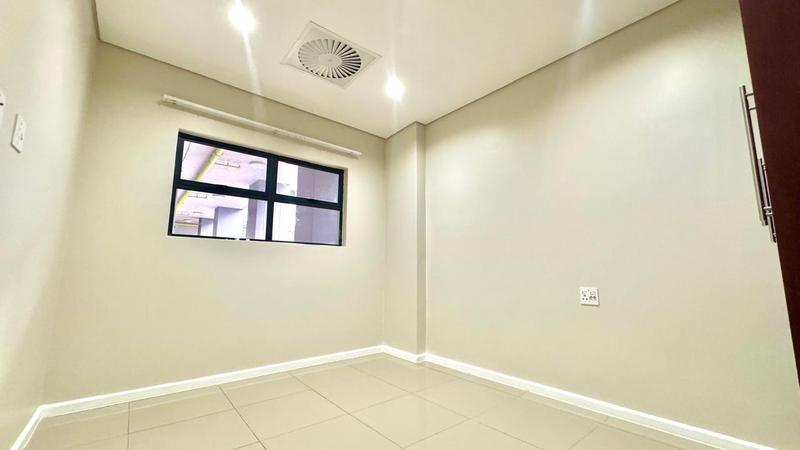 To Let 3 Bedroom Property for Rent in Overport KwaZulu-Natal