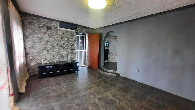 3 Bedroom Property for Sale in Eastbury KwaZulu-Natal