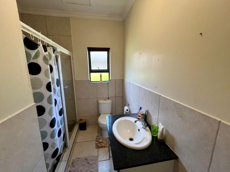 To Let 2 Bedroom Property for Rent in Zini River Estate KwaZulu-Natal