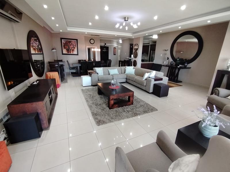 3 Bedroom Property for Sale in New Town Centre KwaZulu-Natal