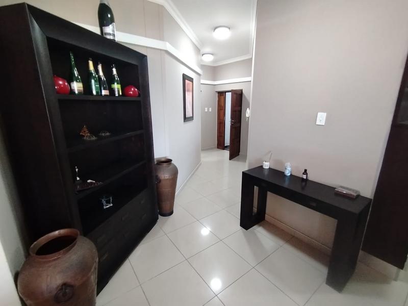 3 Bedroom Property for Sale in New Town Centre KwaZulu-Natal
