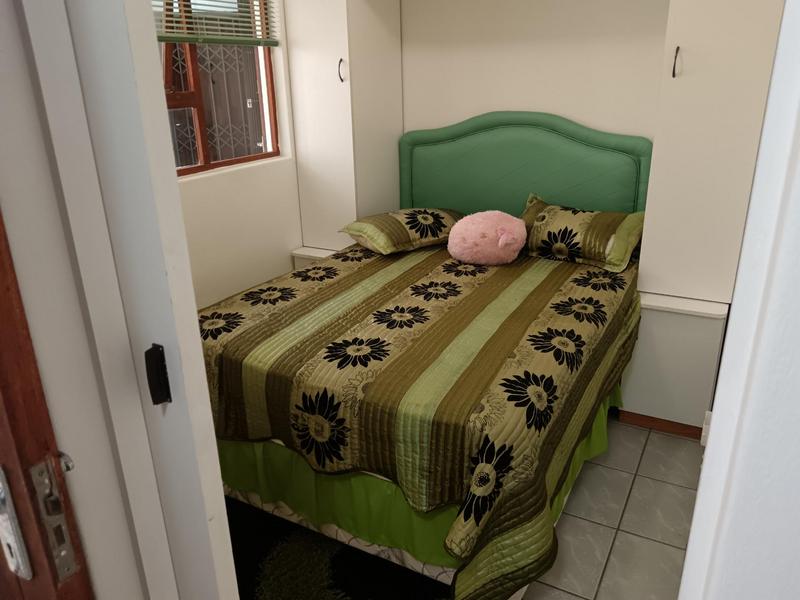 2 Bedroom Property for Sale in Uvongo Beach KwaZulu-Natal