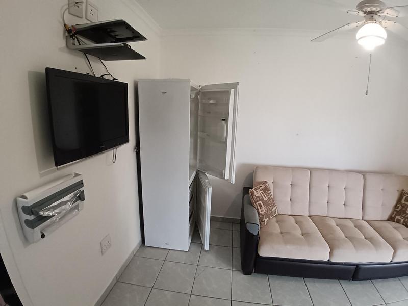 2 Bedroom Property for Sale in Uvongo Beach KwaZulu-Natal