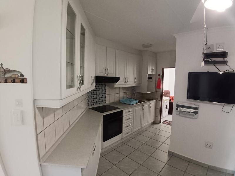 2 Bedroom Property for Sale in Uvongo Beach KwaZulu-Natal