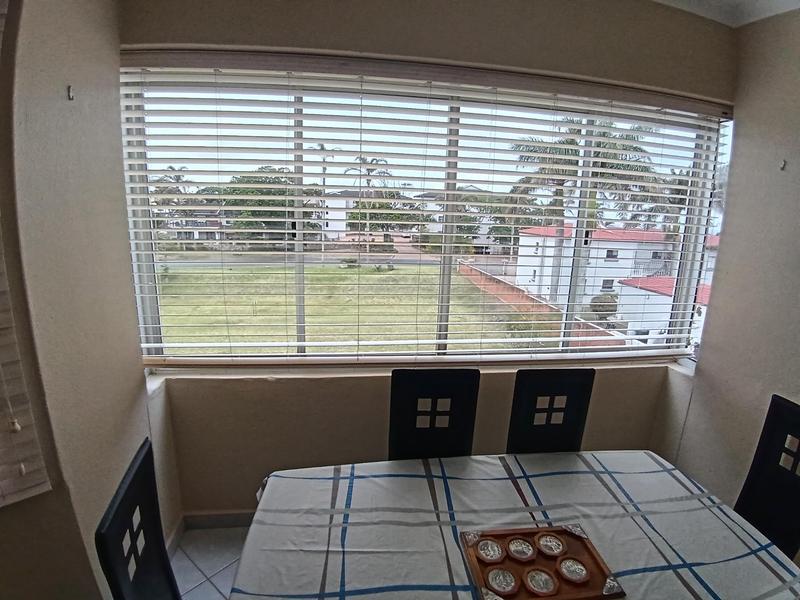 2 Bedroom Property for Sale in Uvongo Beach KwaZulu-Natal