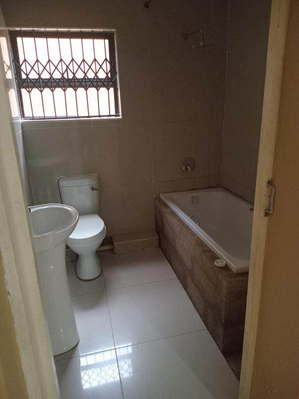 To Let 2 Bedroom Property for Rent in Kwadabeka KwaZulu-Natal