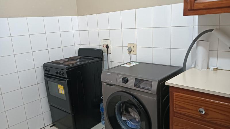 To Let 1 Bedroom Property for Rent in Pinetown KwaZulu-Natal