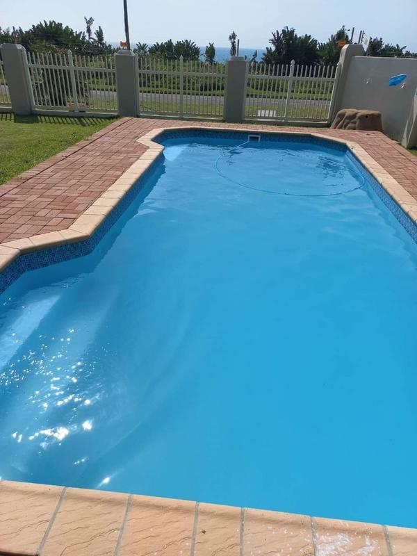 2 Bedroom Property for Sale in Uvongo KwaZulu-Natal