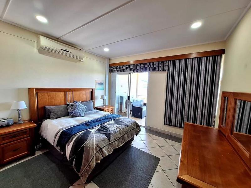 2 Bedroom Property for Sale in Uvongo KwaZulu-Natal