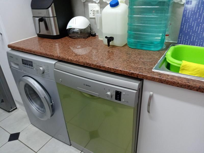 2 Bedroom Property for Sale in Scottburgh KwaZulu-Natal