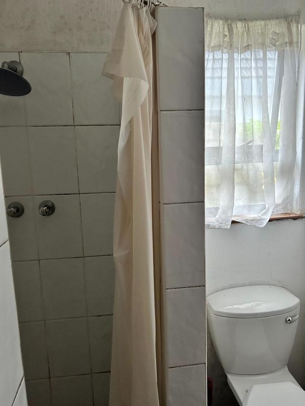 1 Bedroom Property for Sale in Glenmore KwaZulu-Natal