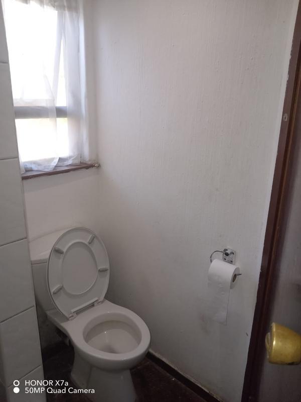 1 Bedroom Property for Sale in Glenmore KwaZulu-Natal
