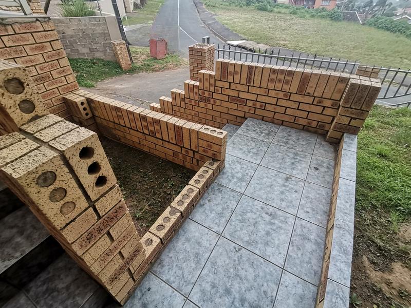 To Let 1 Bedroom Property for Rent in Reservoir Hills KwaZulu-Natal