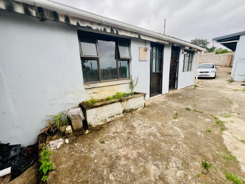 9 Bedroom Property for Sale in Kwamashu KwaZulu-Natal