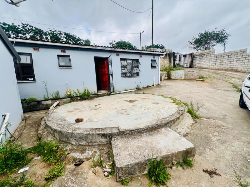 9 Bedroom Property for Sale in Kwamashu KwaZulu-Natal