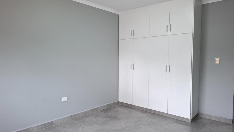 To Let 4 Bedroom Property for Rent in Sherwood KwaZulu-Natal