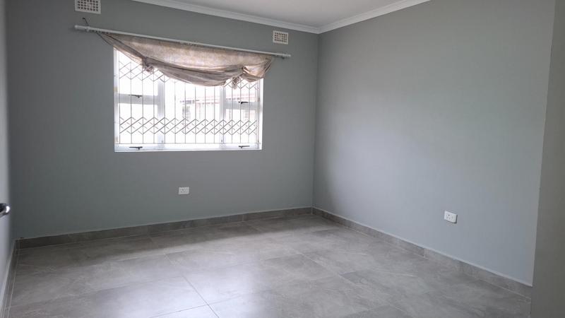 To Let 3 Bedroom Property for Rent in Sherwood KwaZulu-Natal