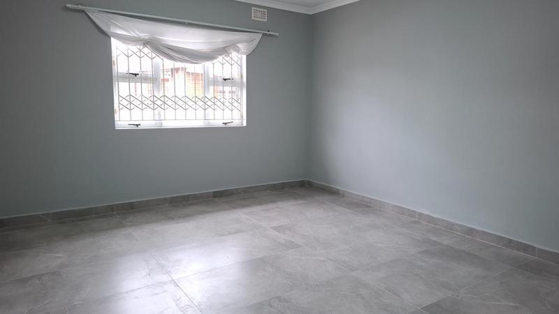 To Let 3 Bedroom Property for Rent in Sherwood KwaZulu-Natal