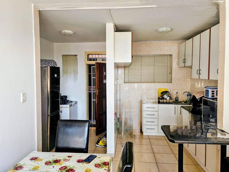 1 Bedroom Property for Sale in Overport KwaZulu-Natal