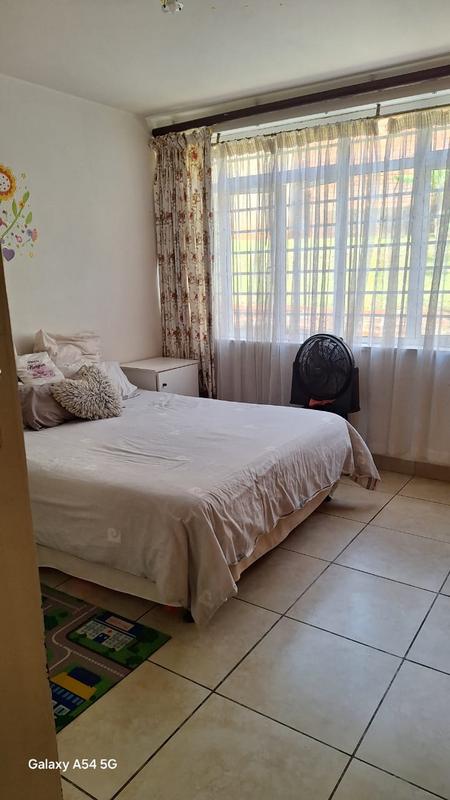 2 Bedroom Property for Sale in Essenwood KwaZulu-Natal