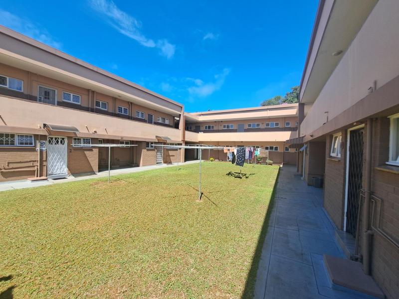 2 Bedroom Property for Sale in Essenwood KwaZulu-Natal