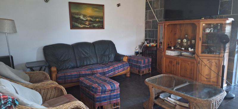 To Let 4 Bedroom Property for Rent in Widenham KwaZulu-Natal