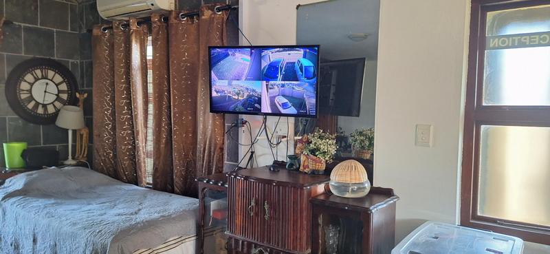 To Let 4 Bedroom Property for Rent in Widenham KwaZulu-Natal