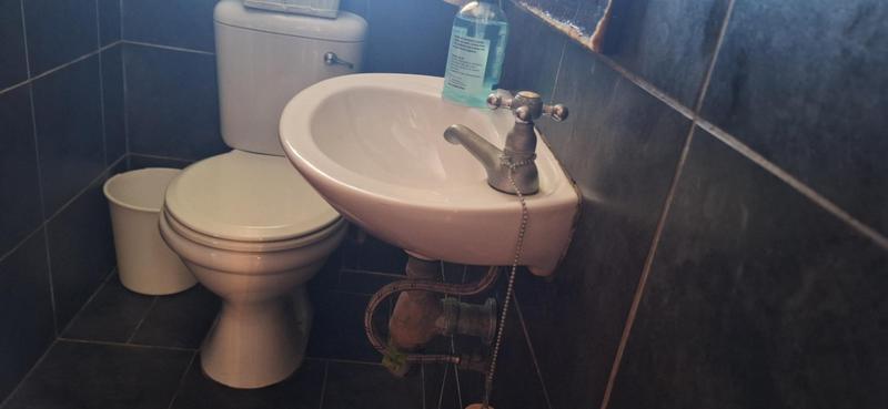 To Let 4 Bedroom Property for Rent in Widenham KwaZulu-Natal